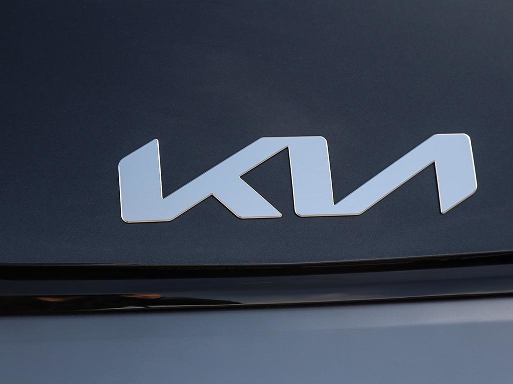 2026 Kia Sportage PHEV EX-8