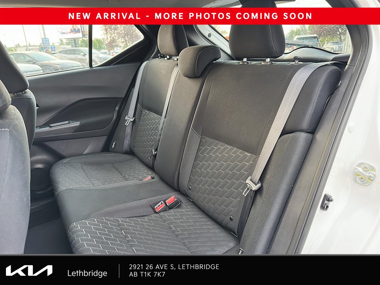 2025 Nissan Kicks Play S-8