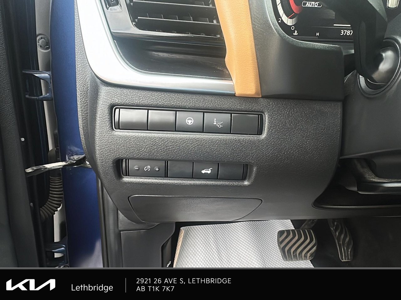 2021 Nissan Rogue Platinum-14