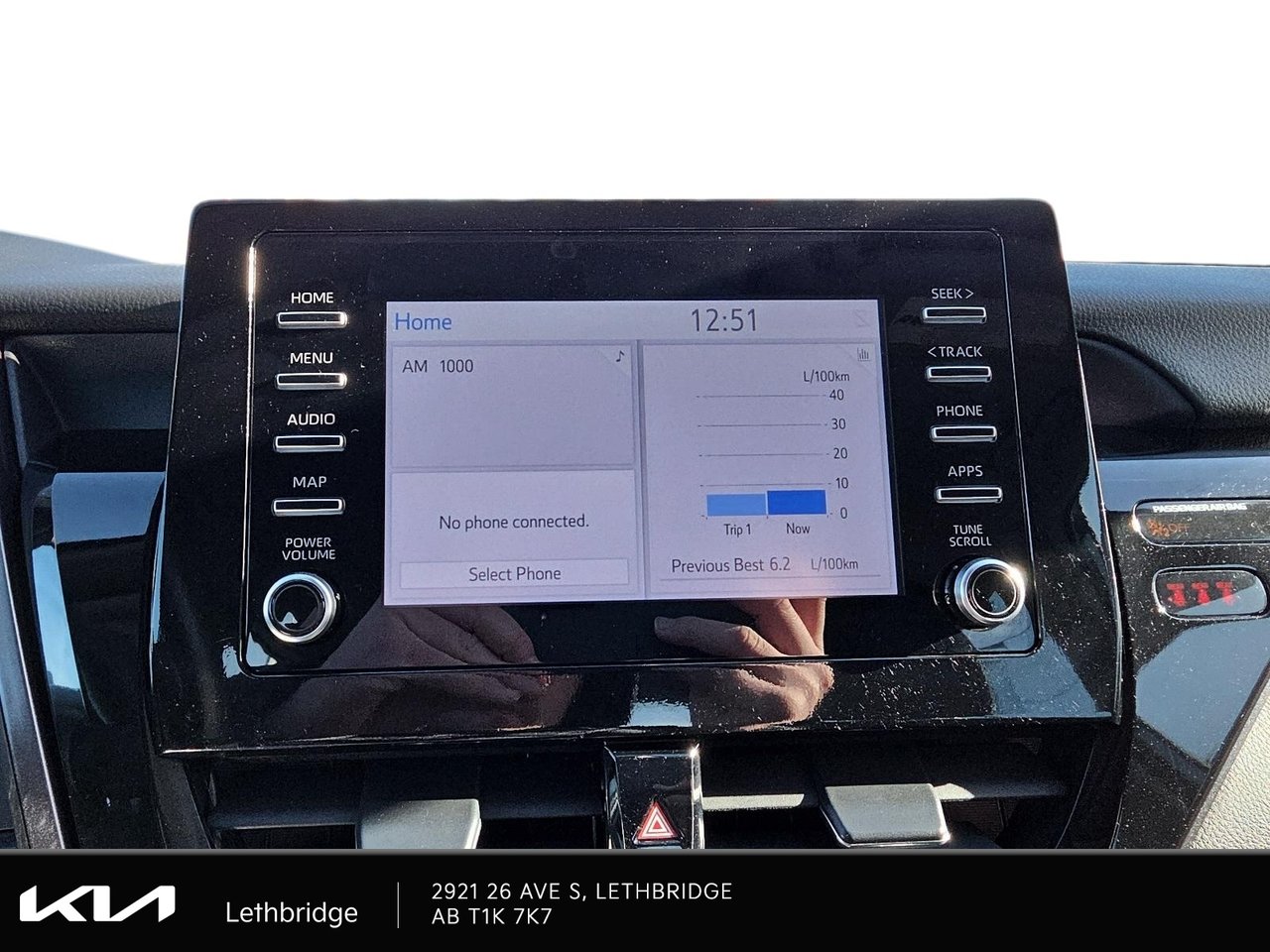 2024 Toyota Camry SE-17