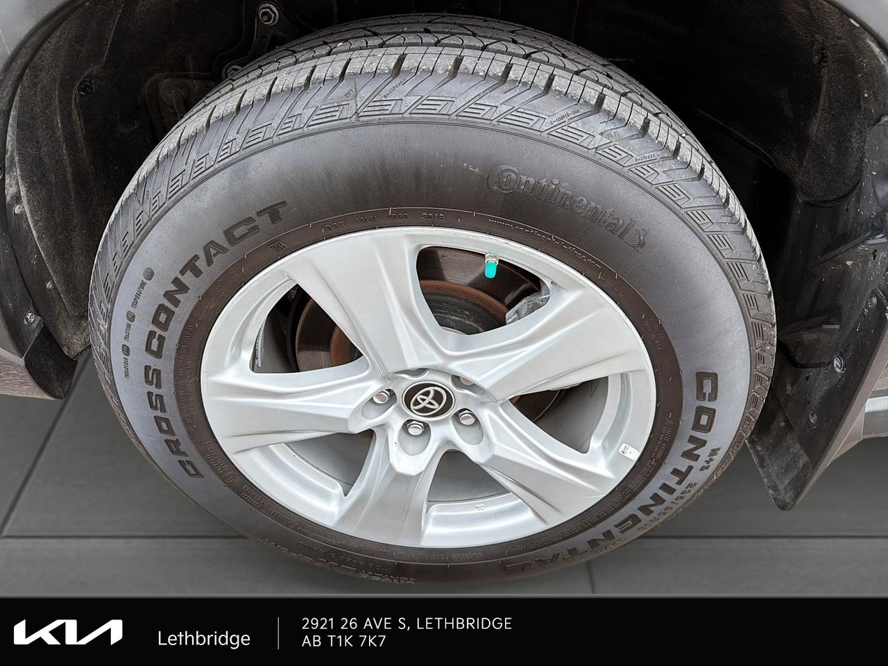 2024 Toyota Highlander LE-7