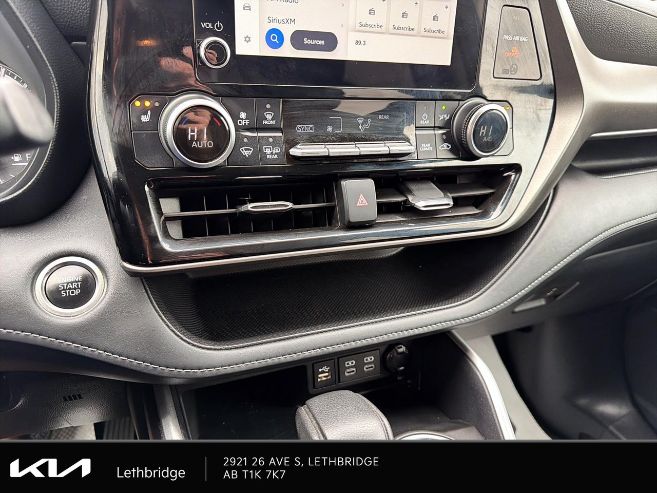 2024 Toyota Highlander LE-20