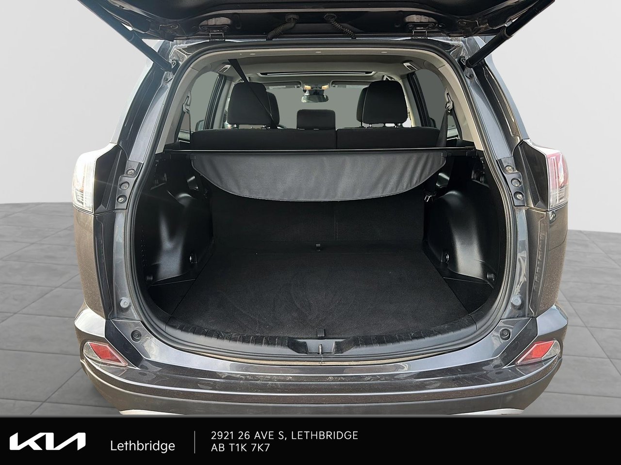 2018 Toyota RAV4 XLE-5