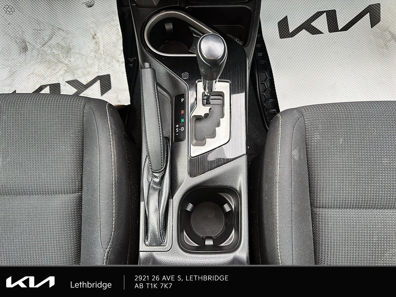 2018 Toyota RAV4 XLE-14