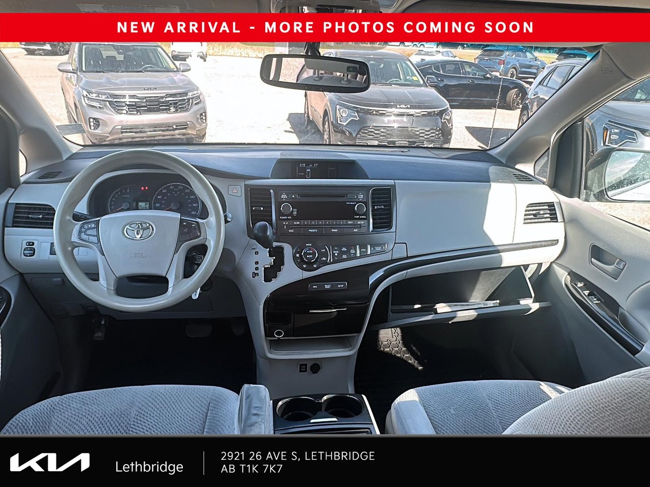 2013 Toyota Sienna LE-9
