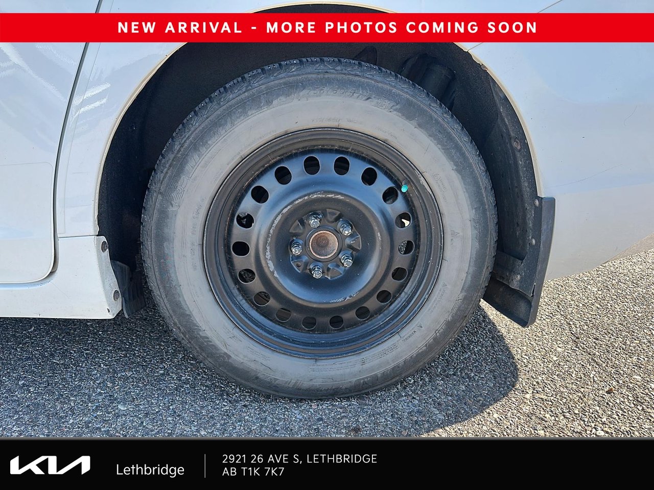 2013 Toyota Sienna LE-6