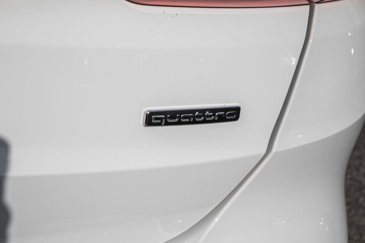 Used 2021 WHITE Audi Progressiv / CAMERA / TOIT PANO / CUIR / MAGS-19