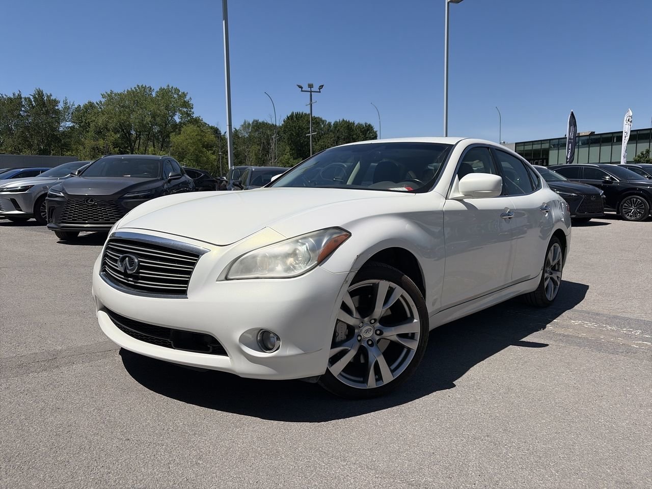 White 2013 INFINITI M37 x Sport AWD Sedan Automatic