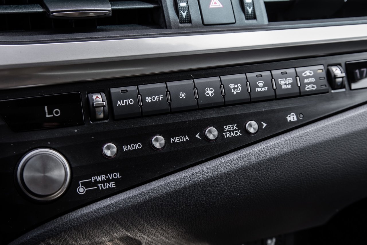 Used 2021 BLACK Lexus ES 250 / PREMIUM / NAVI-GPS / CAMERA / MAGS-17