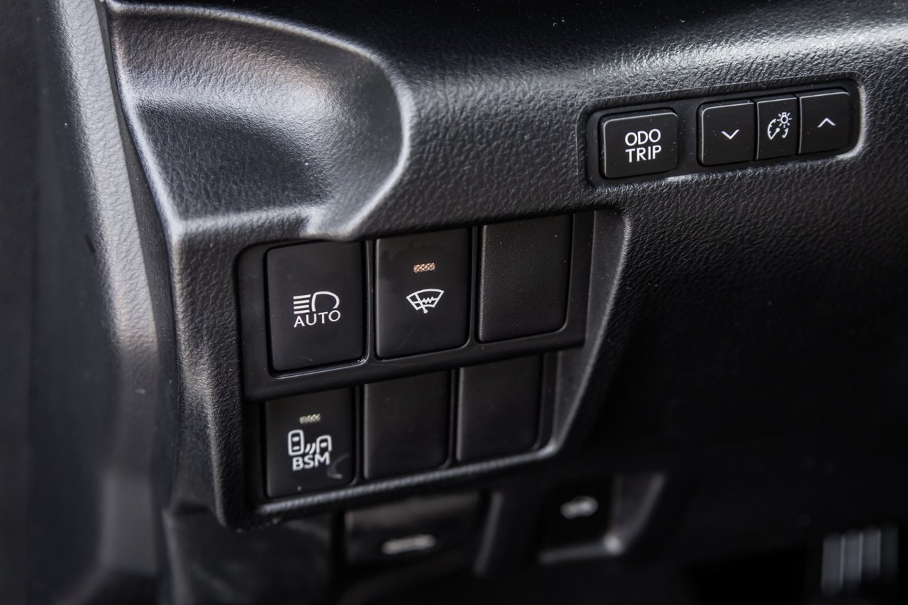 Used 2019 BLACK Lexus PREMIUM / CAMERA / TOIT OUVRANT / MAGS-18