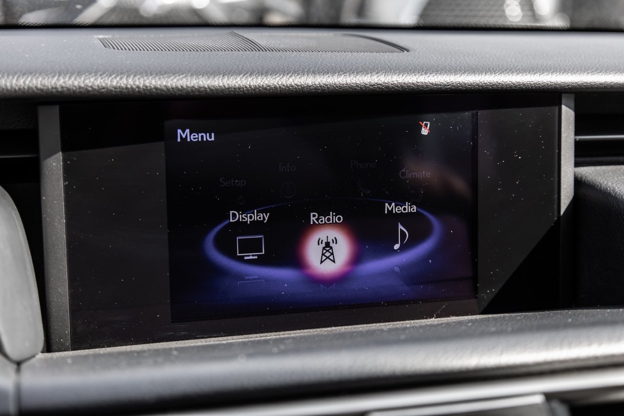 Used 2019 BLACK Lexus PREMIUM / CAMERA / TOIT OUVRANT / MAGS-18