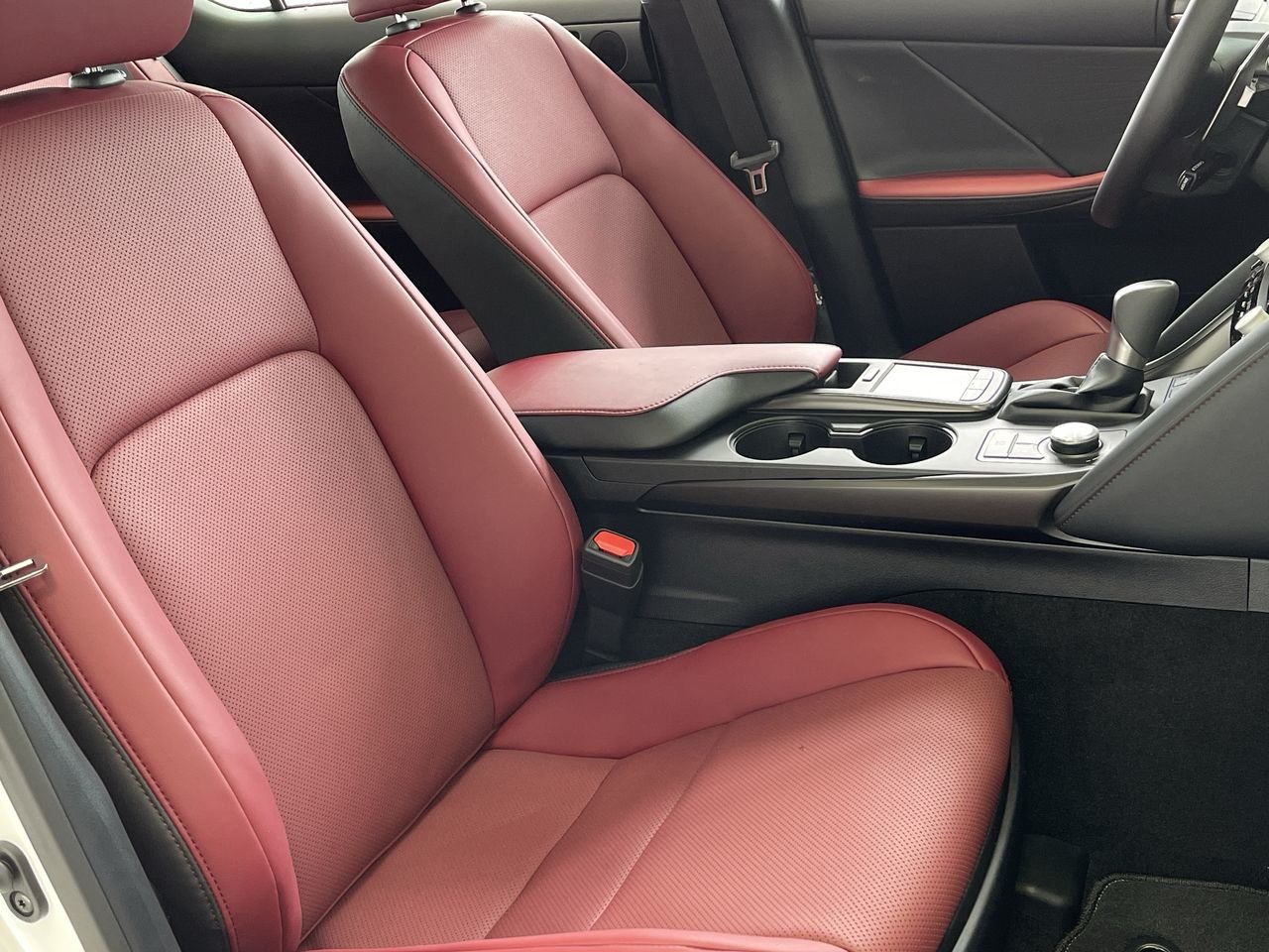 New 2023 Eminent White Lexus 300 AWD image 33