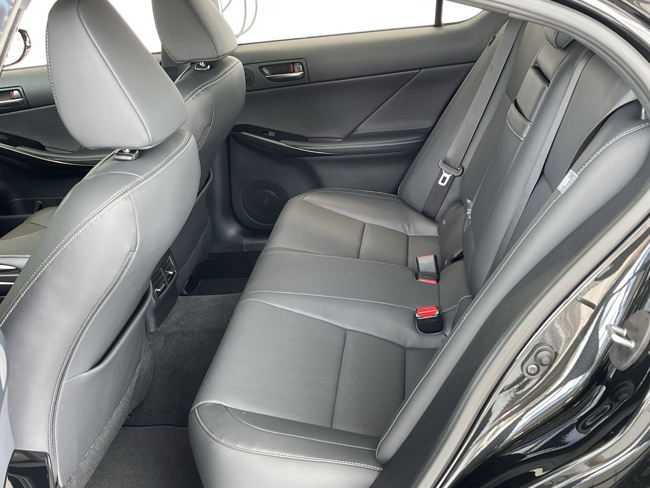 New 2023 Caviar Lexus 300 AWD image 31