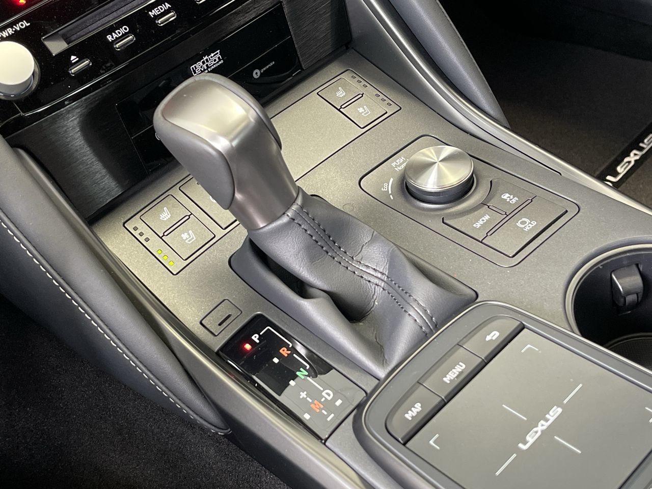 New 2023 Eminent White Lexus 300 AWD image 28