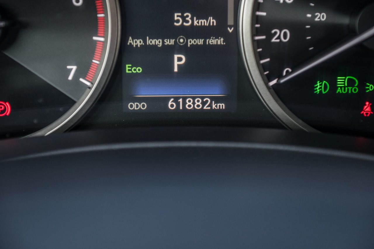 Certified Used 2020 CHARCOAL Lexus BLACK LINE EDITION / CAMERA / TOIT OUVRANT image 20