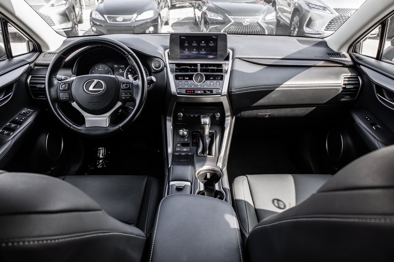 Certified Used 2020 BLACK Lexus SIGNATURE / CAMERA / CUIR / MAGS-17