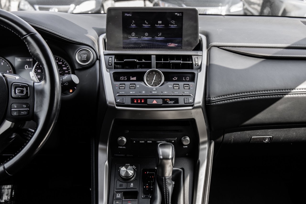 Certified Used 2020 BLACK Lexus SIGNATURE / CAMERA / CUIR / MAGS-17