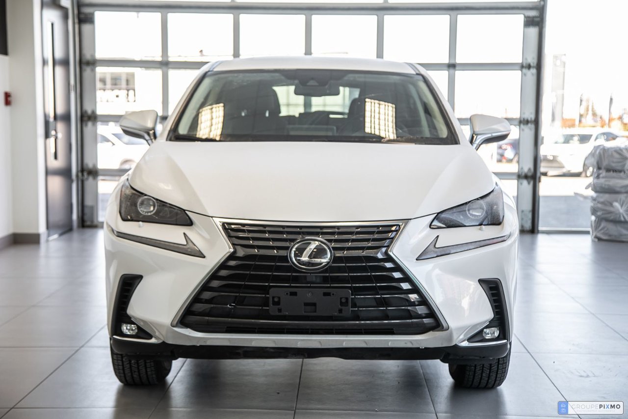 Used 2021 WHITE Lexus BASE / CAMERA / CUIR / APPLE CARPLAY / MAGS-17