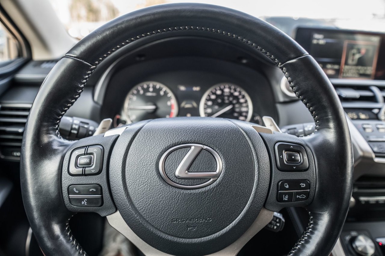 Certified Used 2021 SILVER Lexus PREMIUM / CAMERA / TOIT OUVRANT / MAGS-18