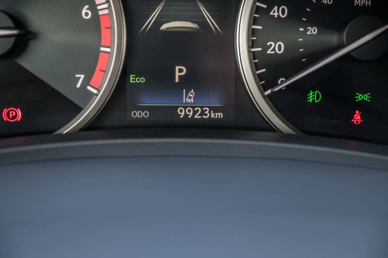 Certified Used 2021 SILVER Lexus PREMIUM / CAMERA / TOIT OUVRANT / MAGS-18