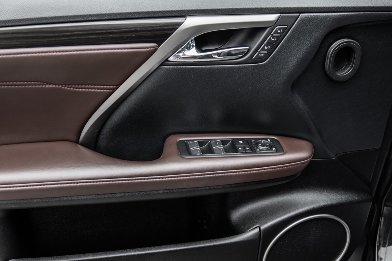Used 2019 Caviar Lexus PREMIUM / CAMERA / TOIT OUVRANT / CUIR / MAGS-18