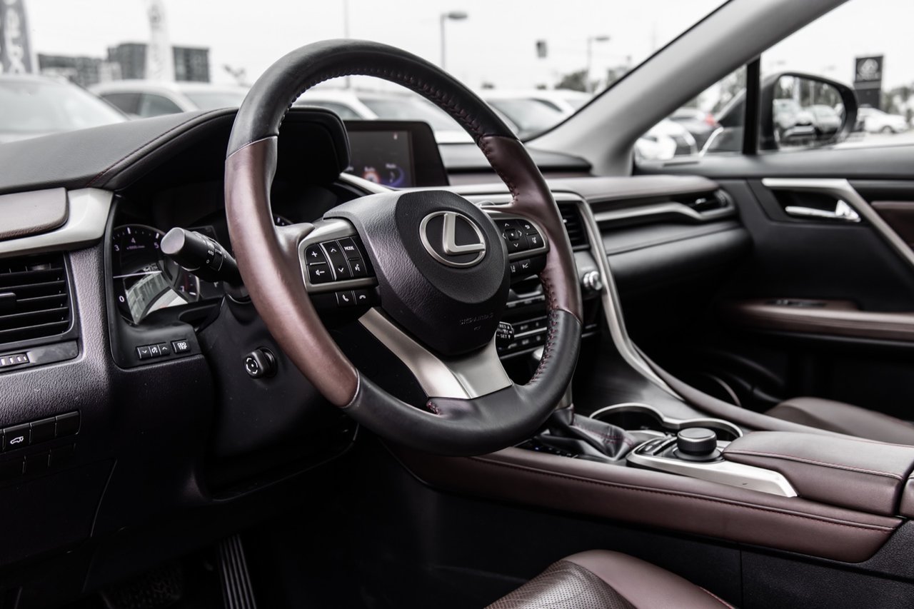 Used 2019 Caviar Lexus PREMIUM / CAMERA / TOIT OUVRANT / CUIR / MAGS-18
