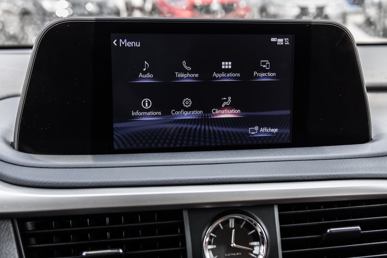 Certified Used 2021 White Lexus PREMIUM / SIÈGES CHAUFFANTS / MAGS 18