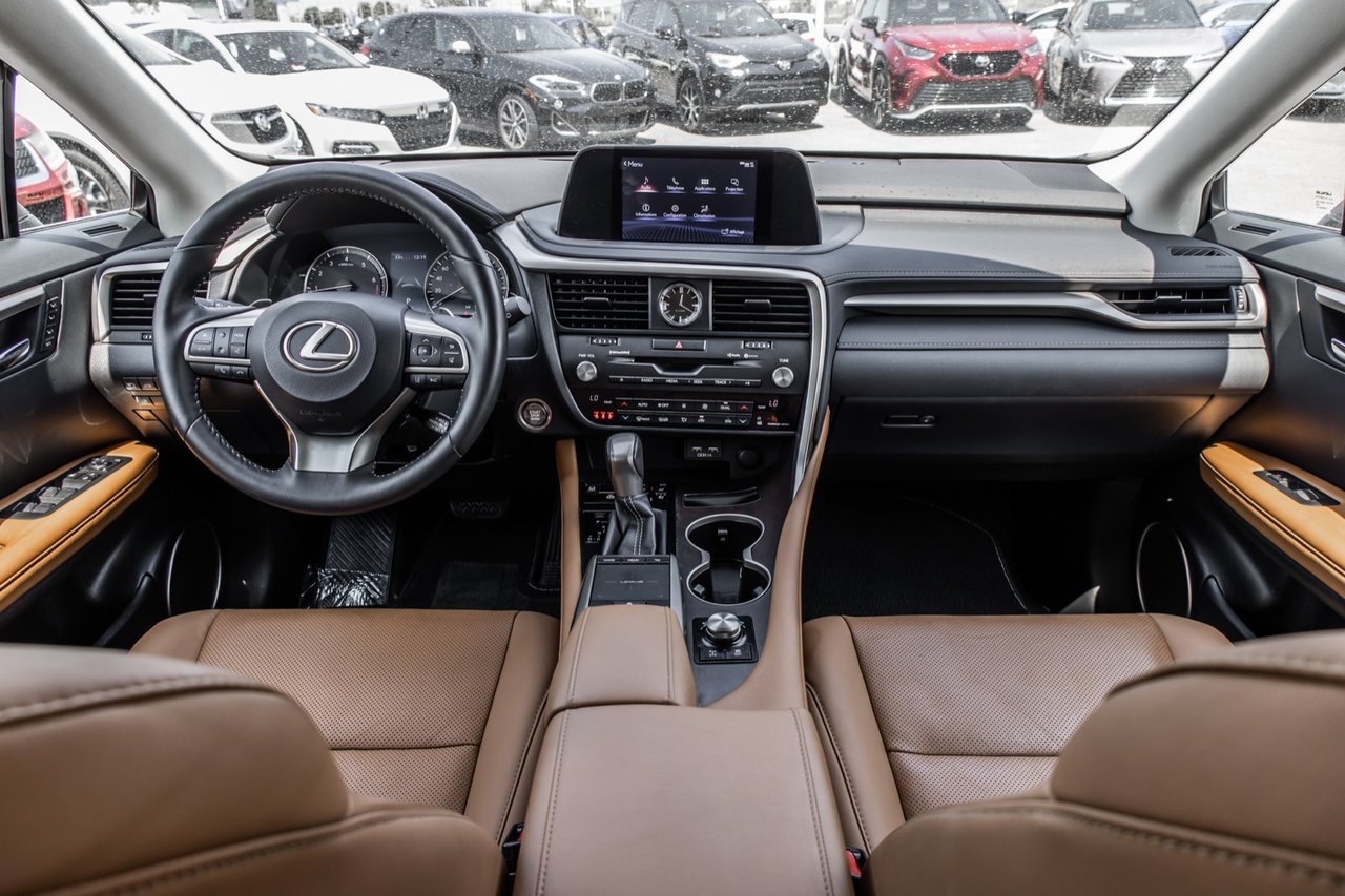 Certified Used 2021 White Lexus PREMIUM / SIÈGES CHAUFFANTS / MAGS 18
