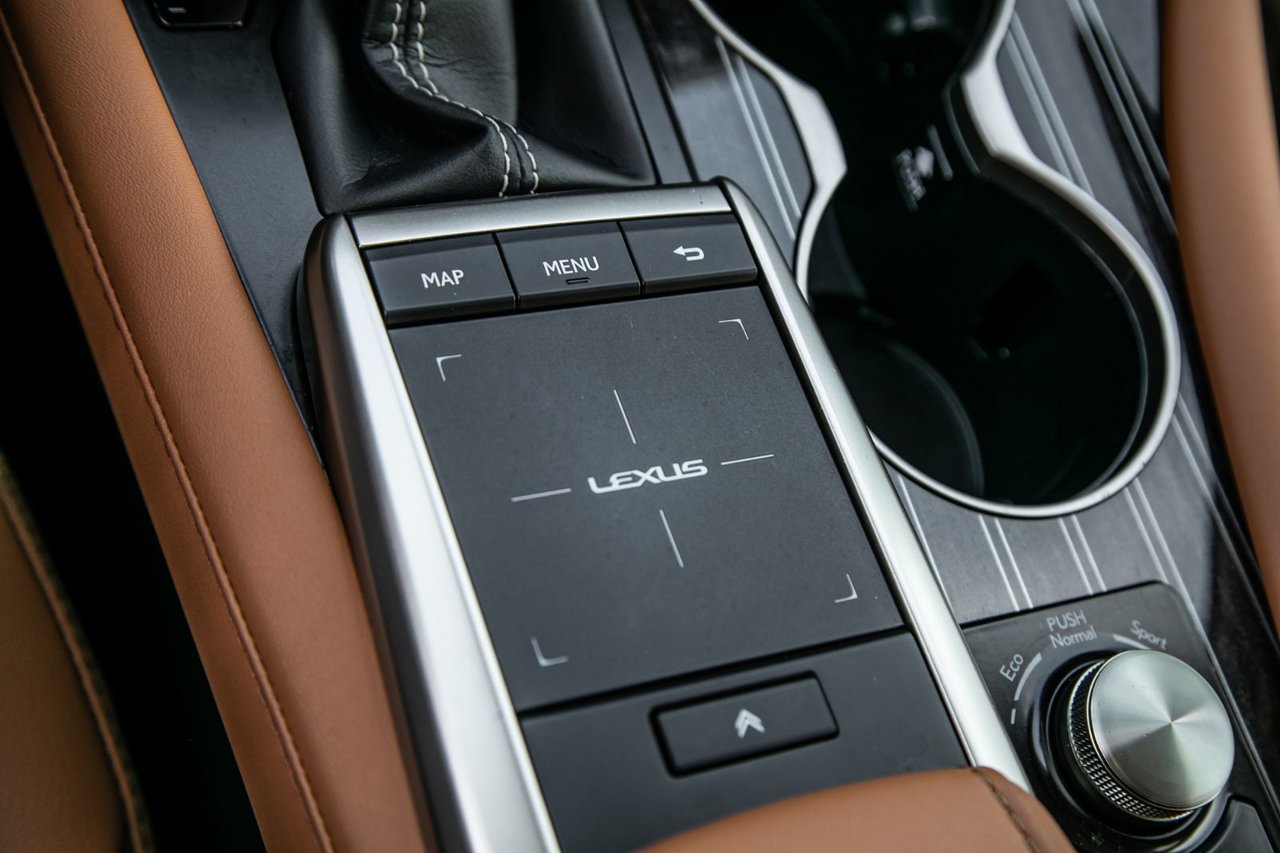 Certified Used 2022 WHITE Lexus LUXURY / NAVI-GPS / CAMERA / CUIR / MAGS-20