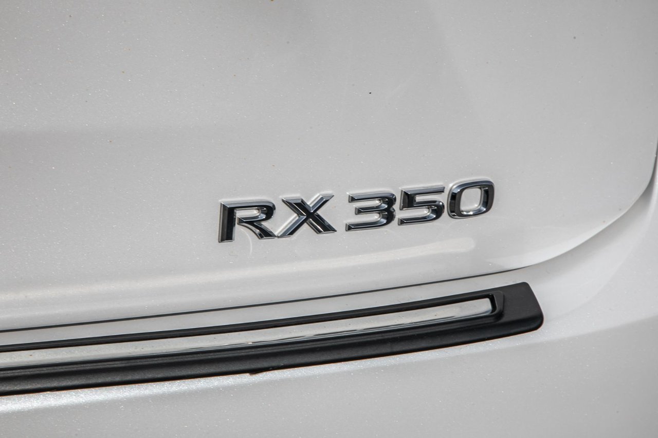Certified Used 2022 WHITE Lexus LUXURY / NAVI-GPS / CAMERA / CUIR / MAGS-20
