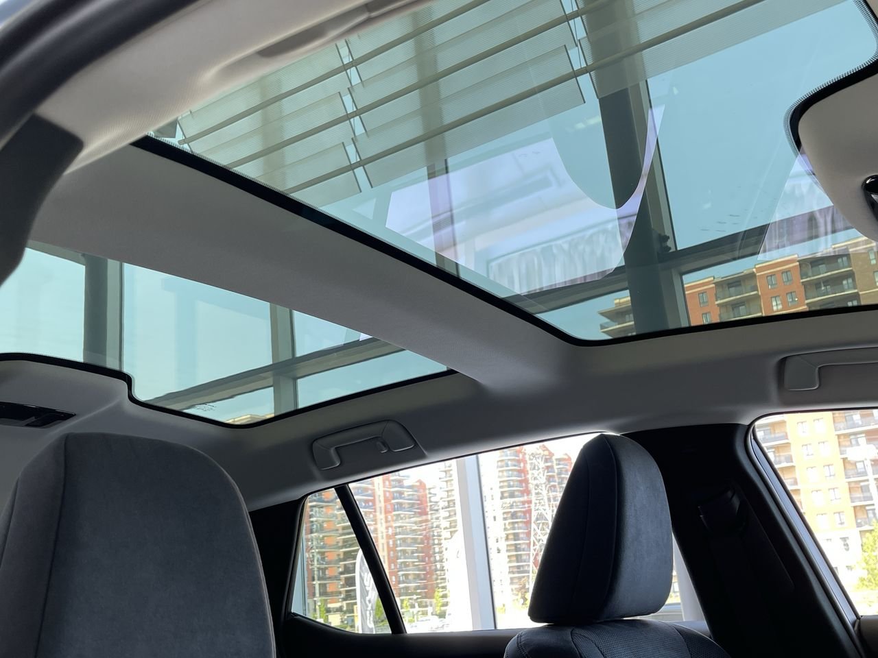 New 2023 Ether with Black Onyx Roof & Hood Lexus EXECUTIVE image 30
