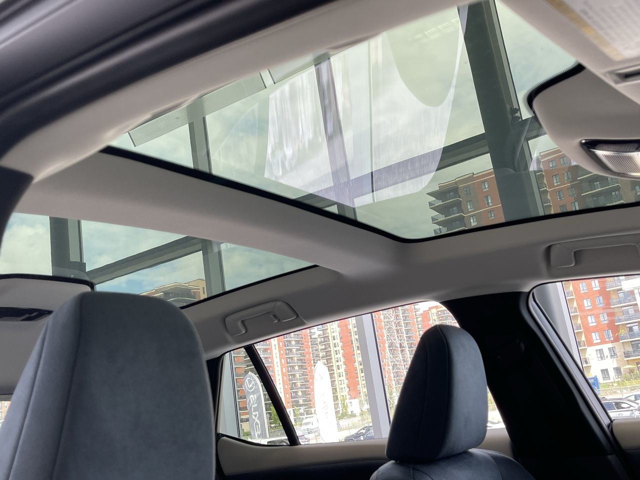 New 2023 Ether with Black Onyx Roof & Hood Lexus EXECUTIVE image 30