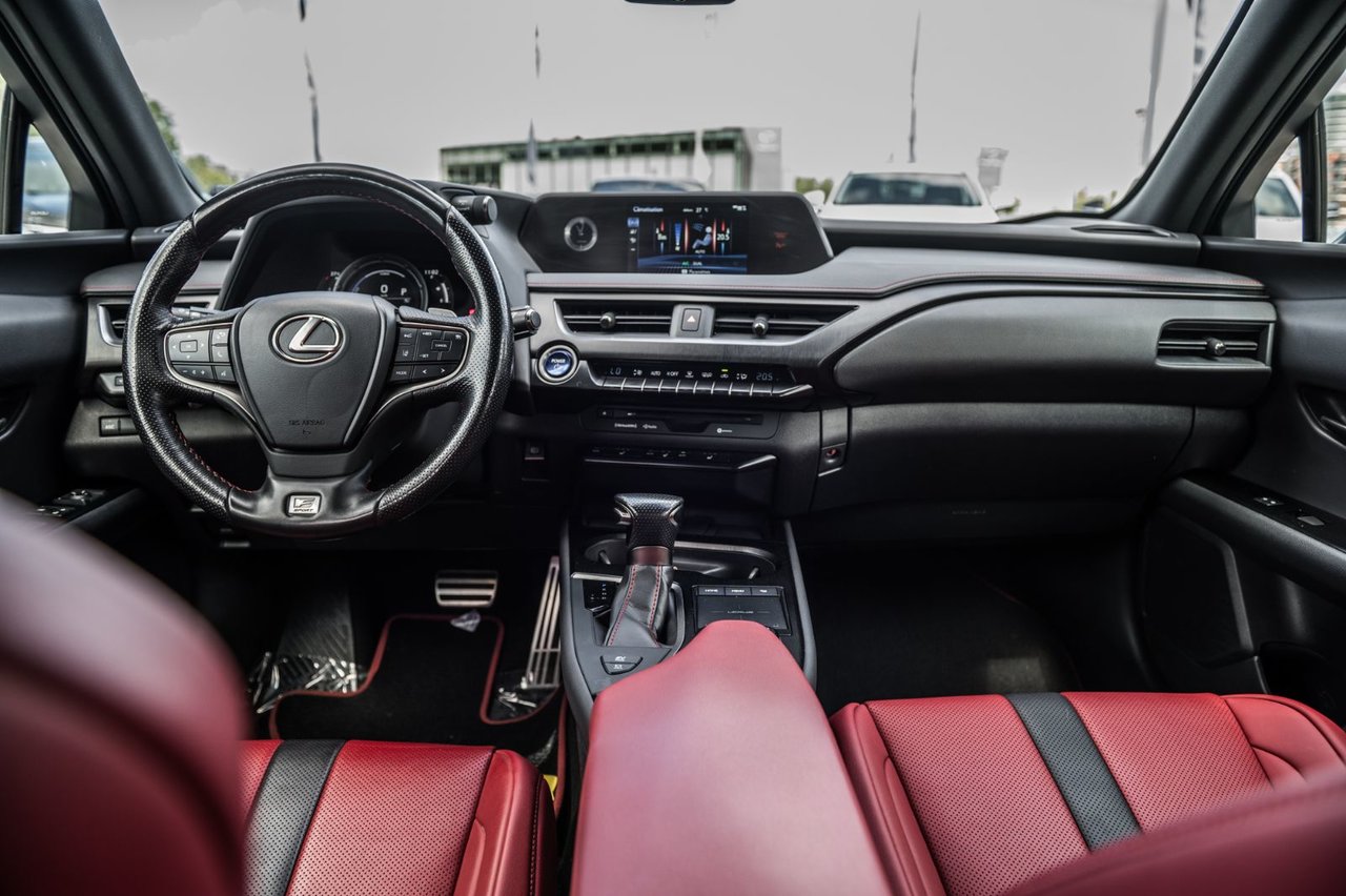 Used 2020 SILVER Lexus F SPORT 1 / CAMERA / TOIT OUVRANT / MAGS-18