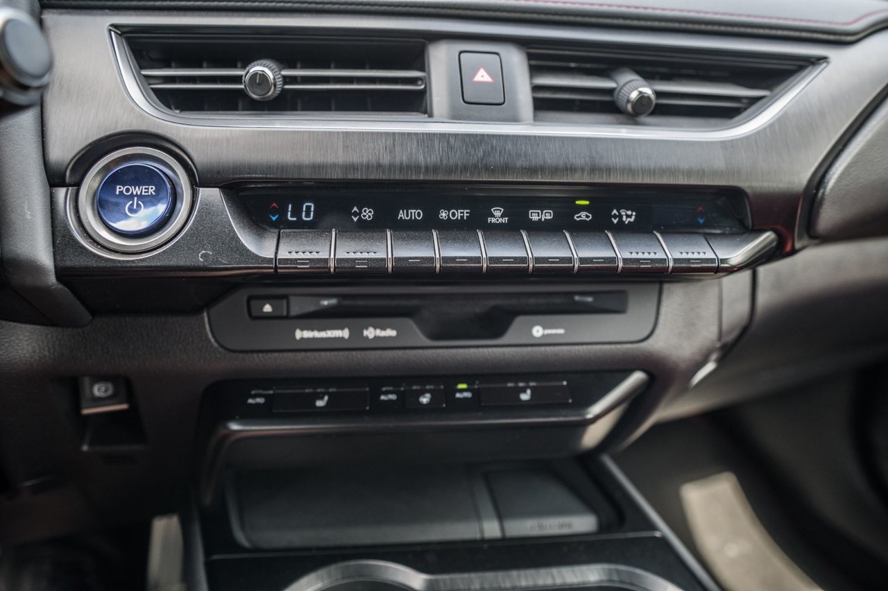 Used 2020 SILVER Lexus F SPORT 1 / CAMERA / TOIT OUVRANT / MAGS-18