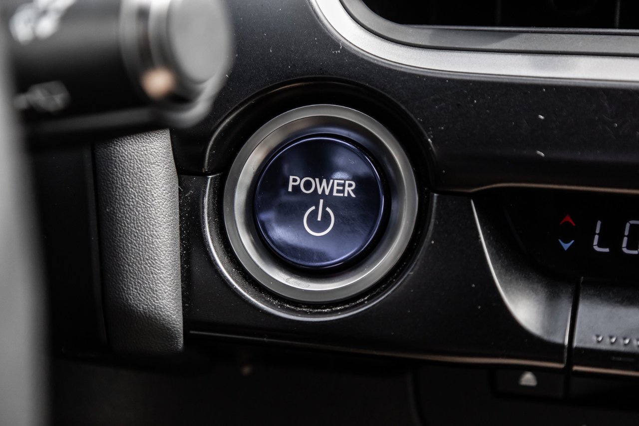 Used 2020 BLACK Lexus PREMIUM / CAMERA / TOIT OUVRANT / MAGS-18