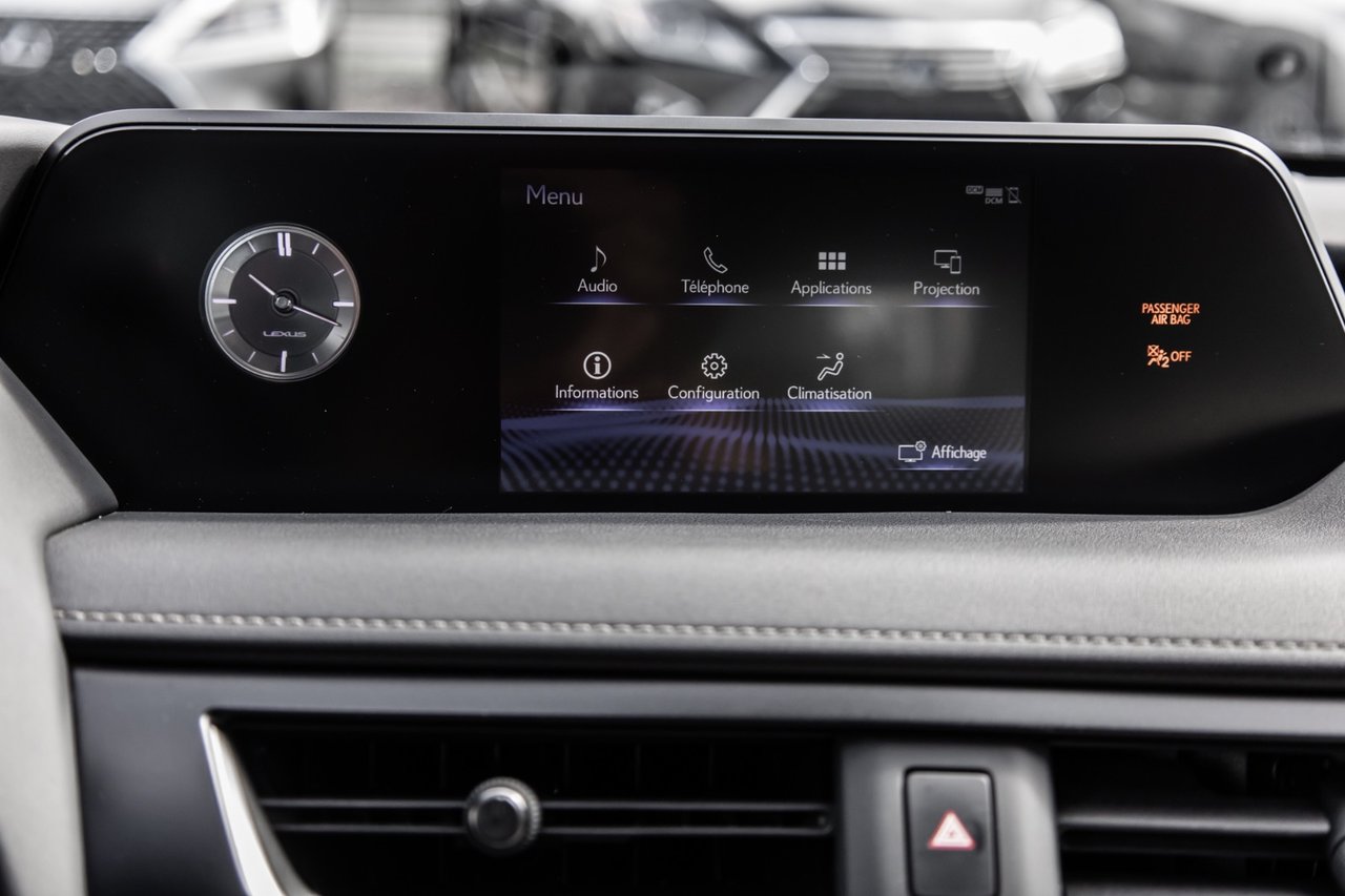 Used 2020 BLACK Lexus PREMIUM / CAMERA / TOIT OUVRANT / MAGS-18