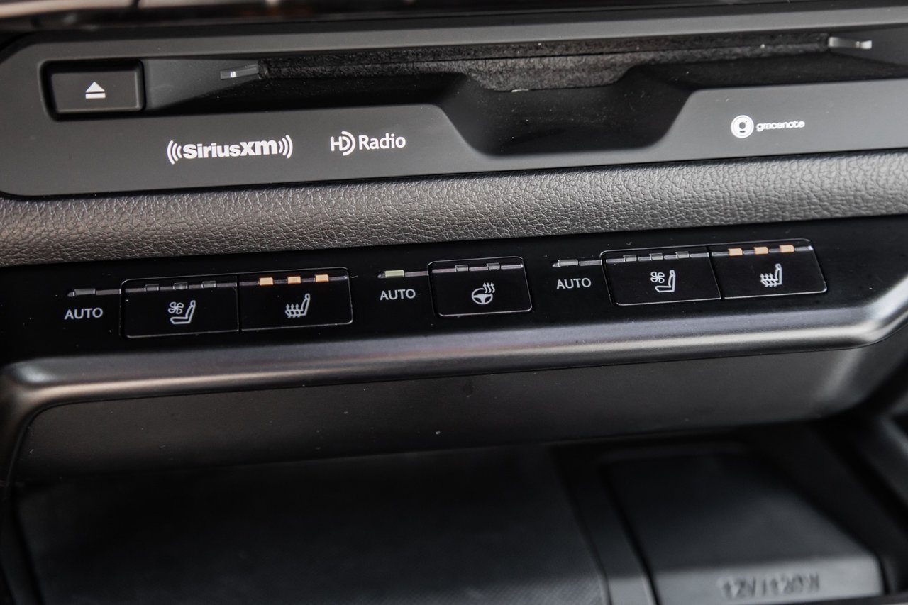 Used 2020 BLACK Lexus PREMIUM / CAMERA / TOIT OUVRANT / MAGS-18