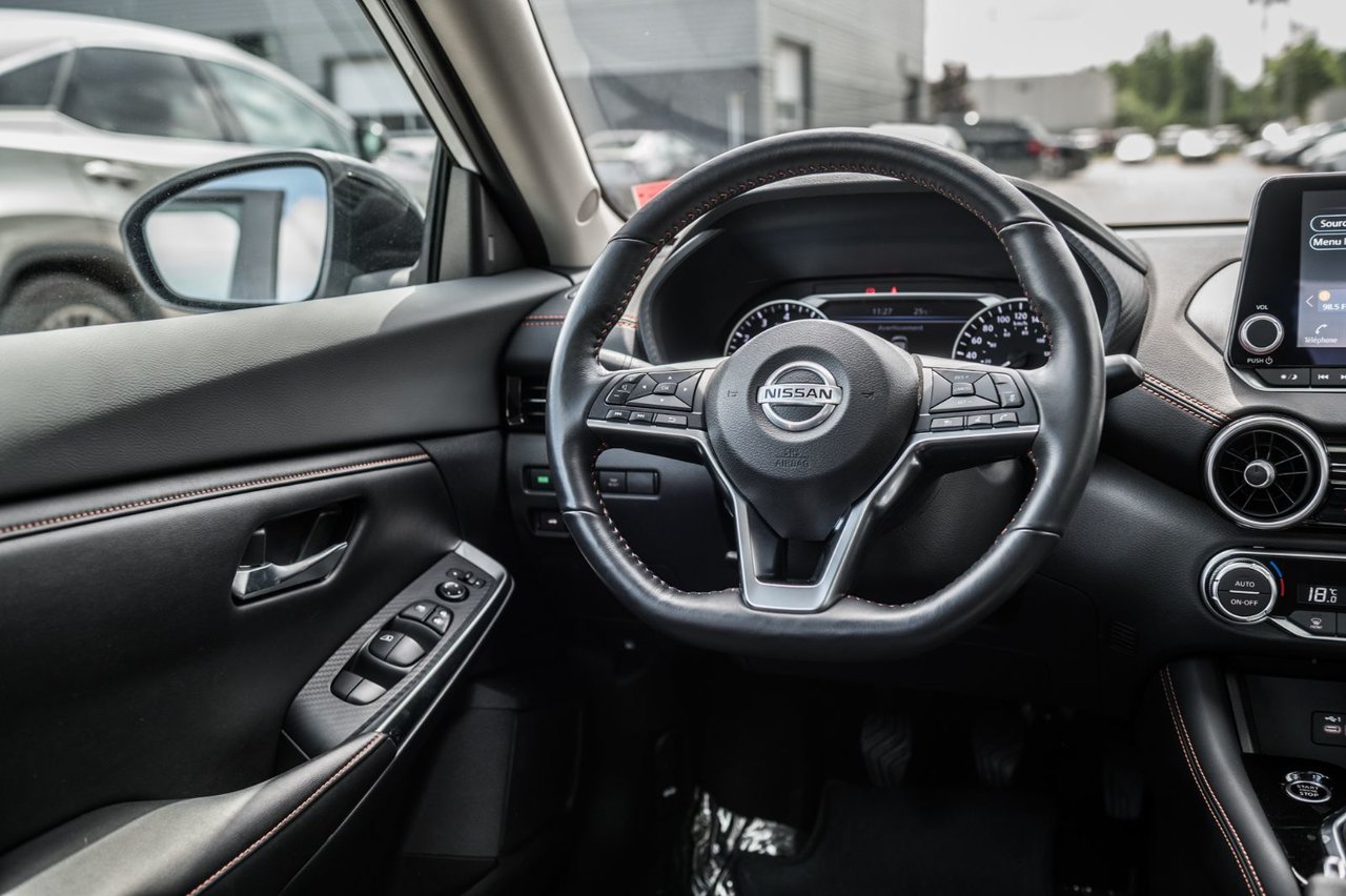 Used 2022 WHITE Nissan SR / CAMERA / TOIT OUVRANT / TISSUS / MAGS-18
