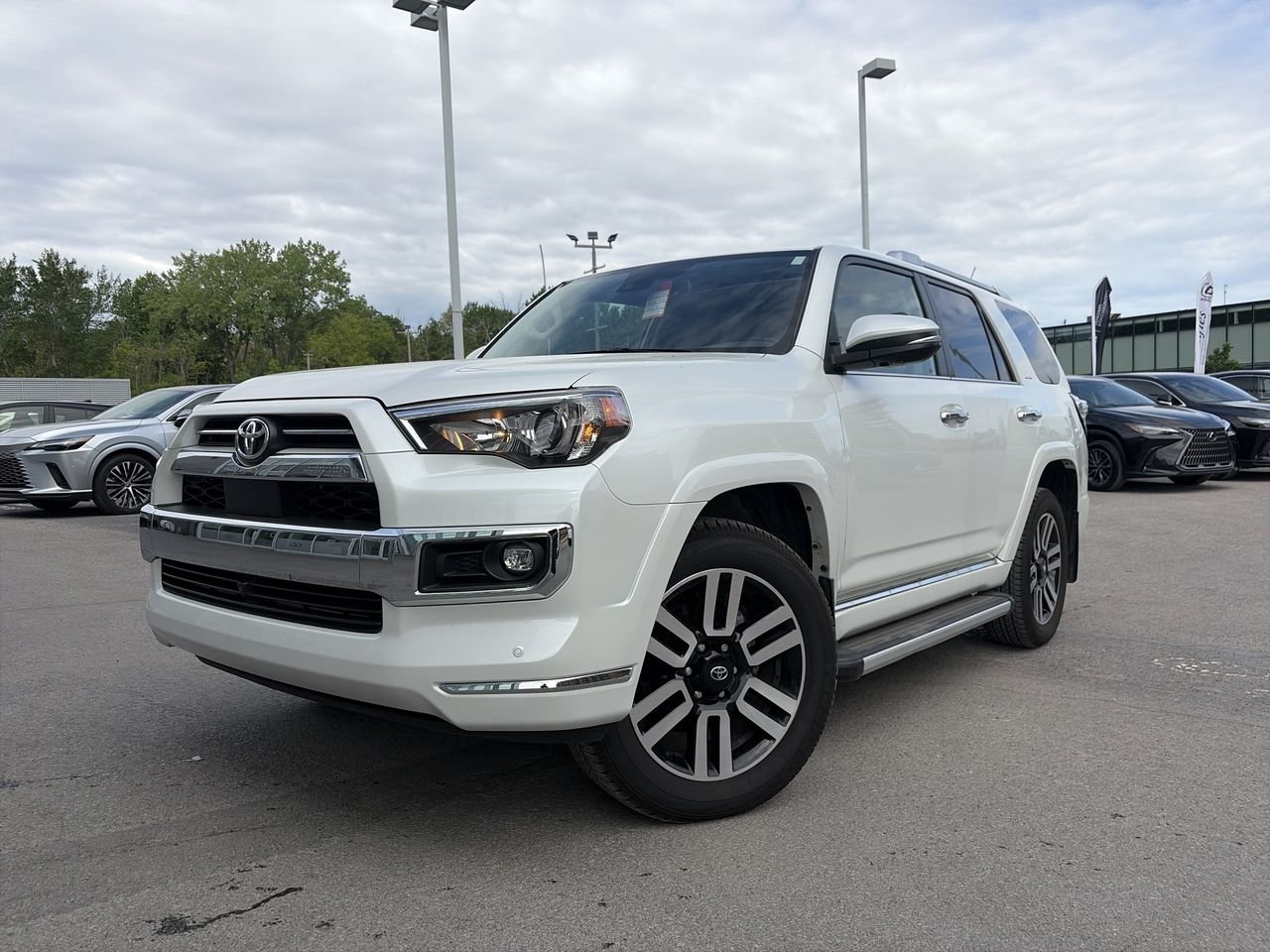 White 2024 Toyota 4Runner Limited 4WD SUV / Crossover All-Wheel Drive Automatic