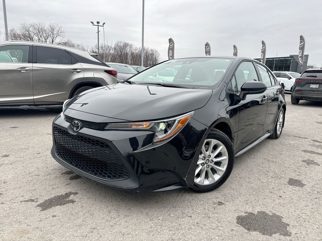 2022 Toyota Corolla LE FWD