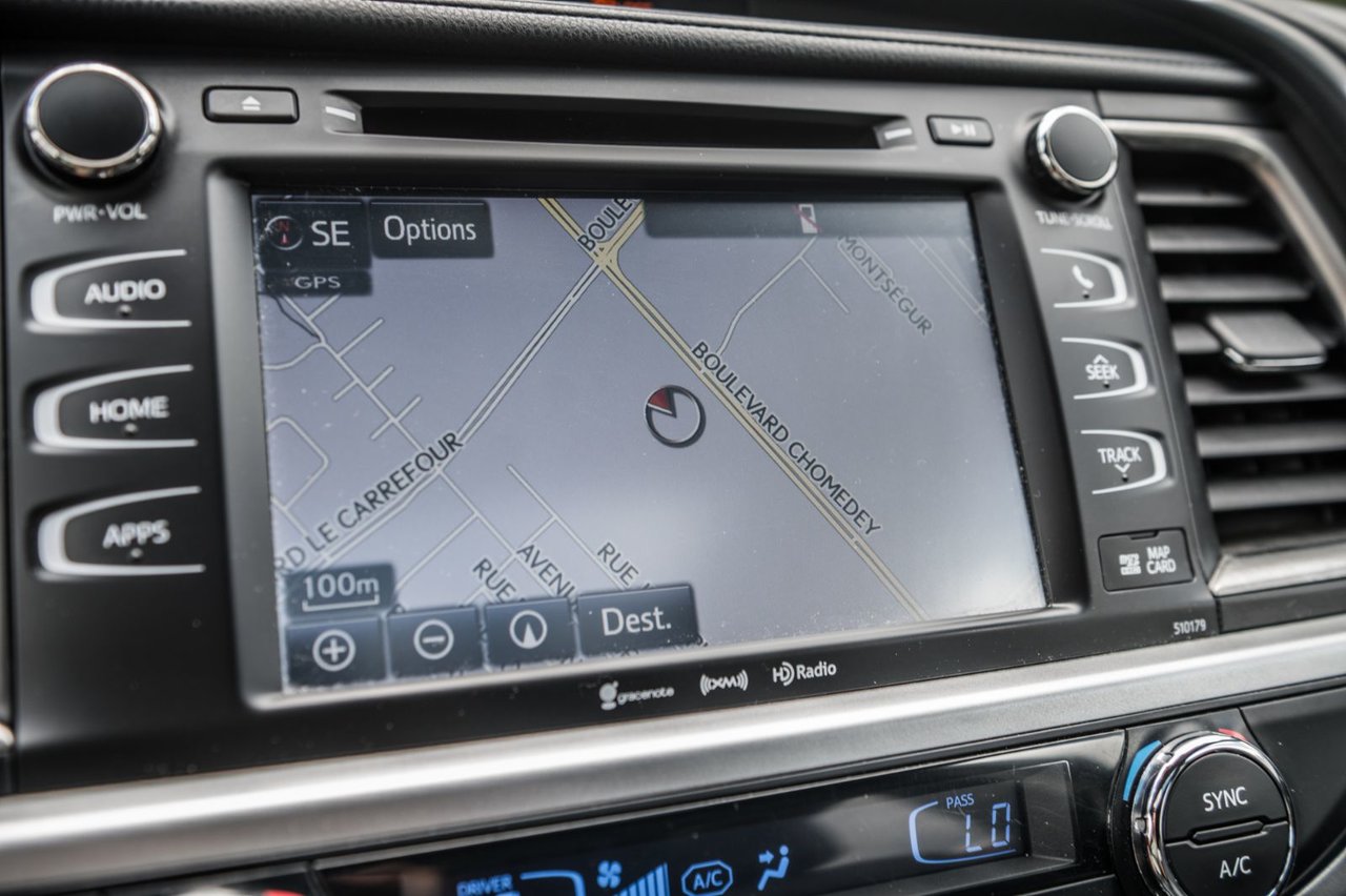 Used 2018 Caviar Toyota XLE / GPS / CAMERA / TOIT OUVRANT / MAGS-19