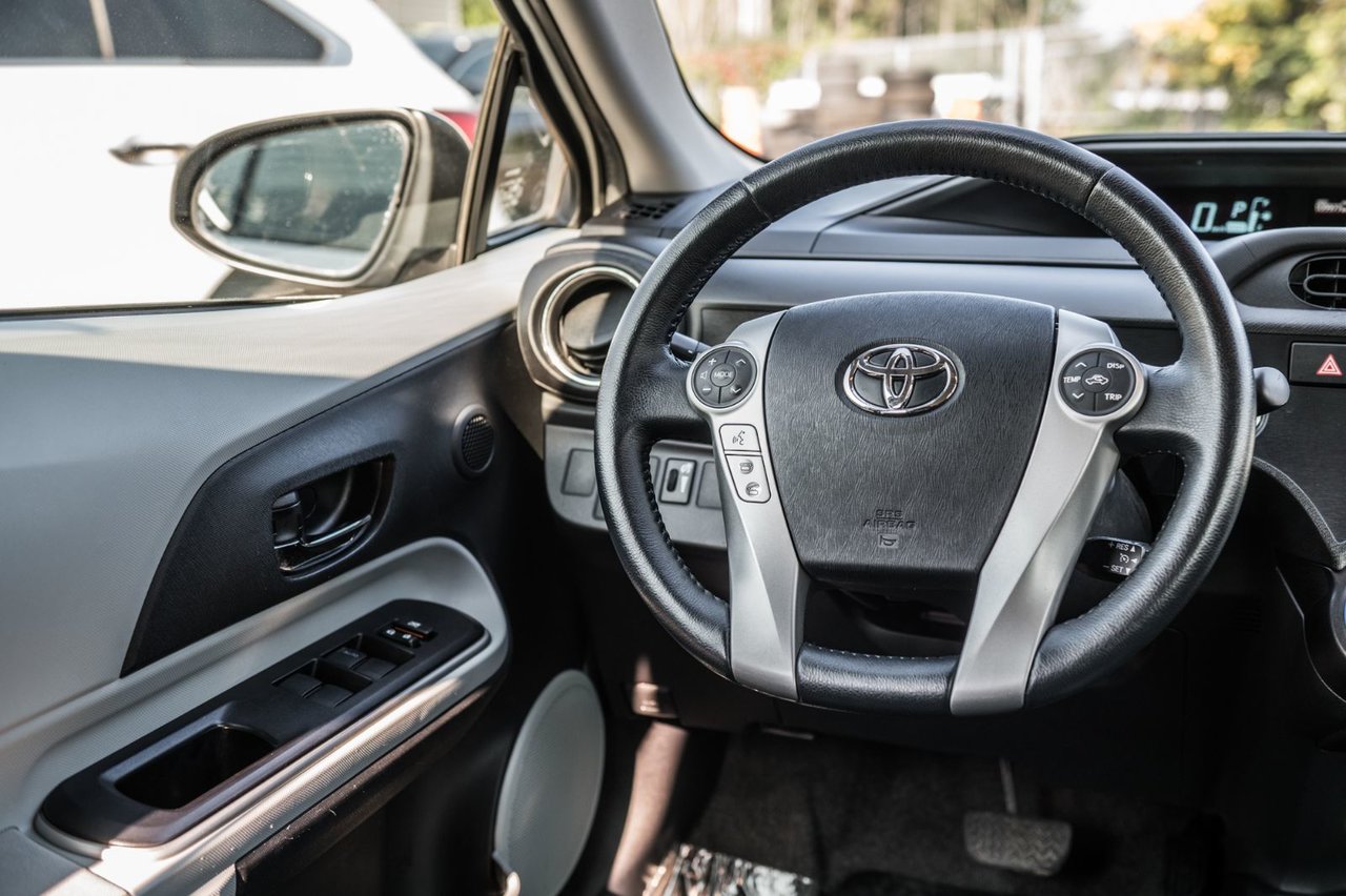Used 2014 WHITE Toyota TECH / NAVI-GPS / TOIT OUVRANT / MAGS ORIGINE-16