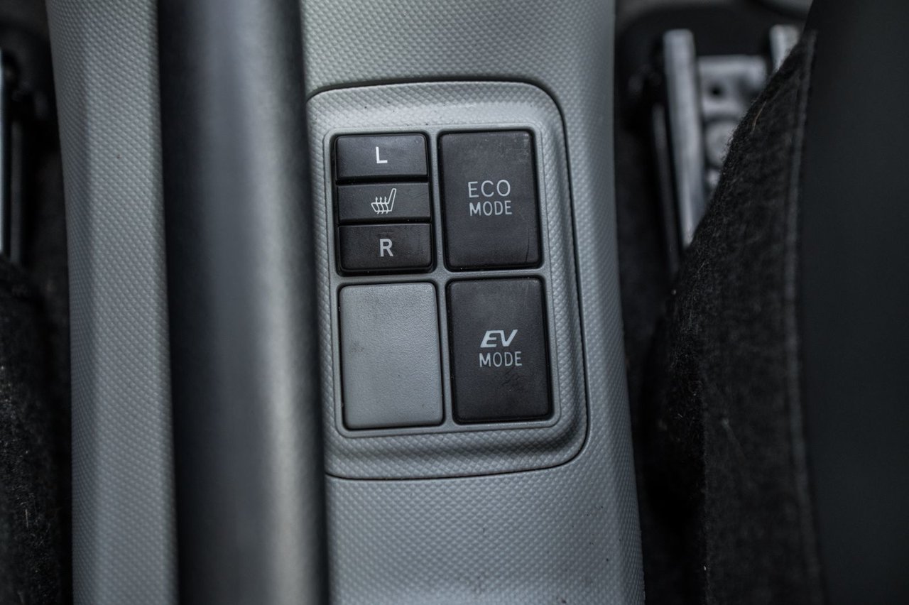 Used 2014 WHITE Toyota TECH / NAVI-GPS / TOIT OUVRANT / MAGS ORIGINE-16