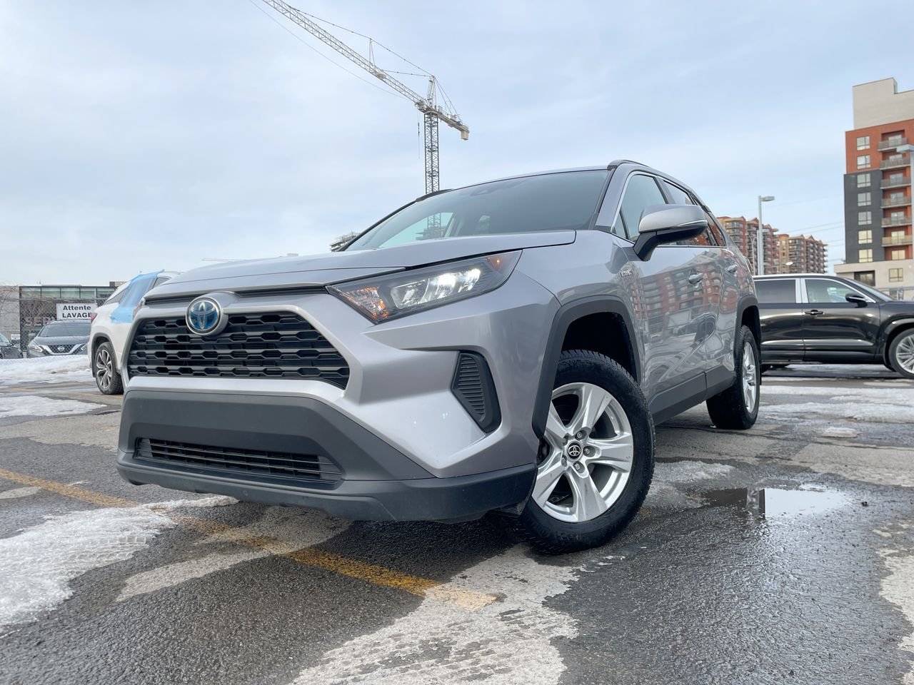 Toyota RAV4 Hybrid LE AWD 2021