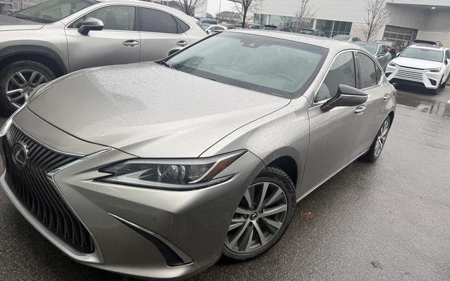 2019 Lexus ES