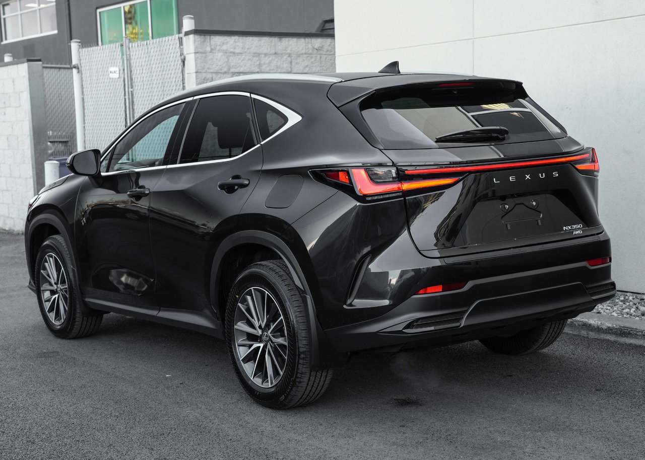 Lexus NX 2026