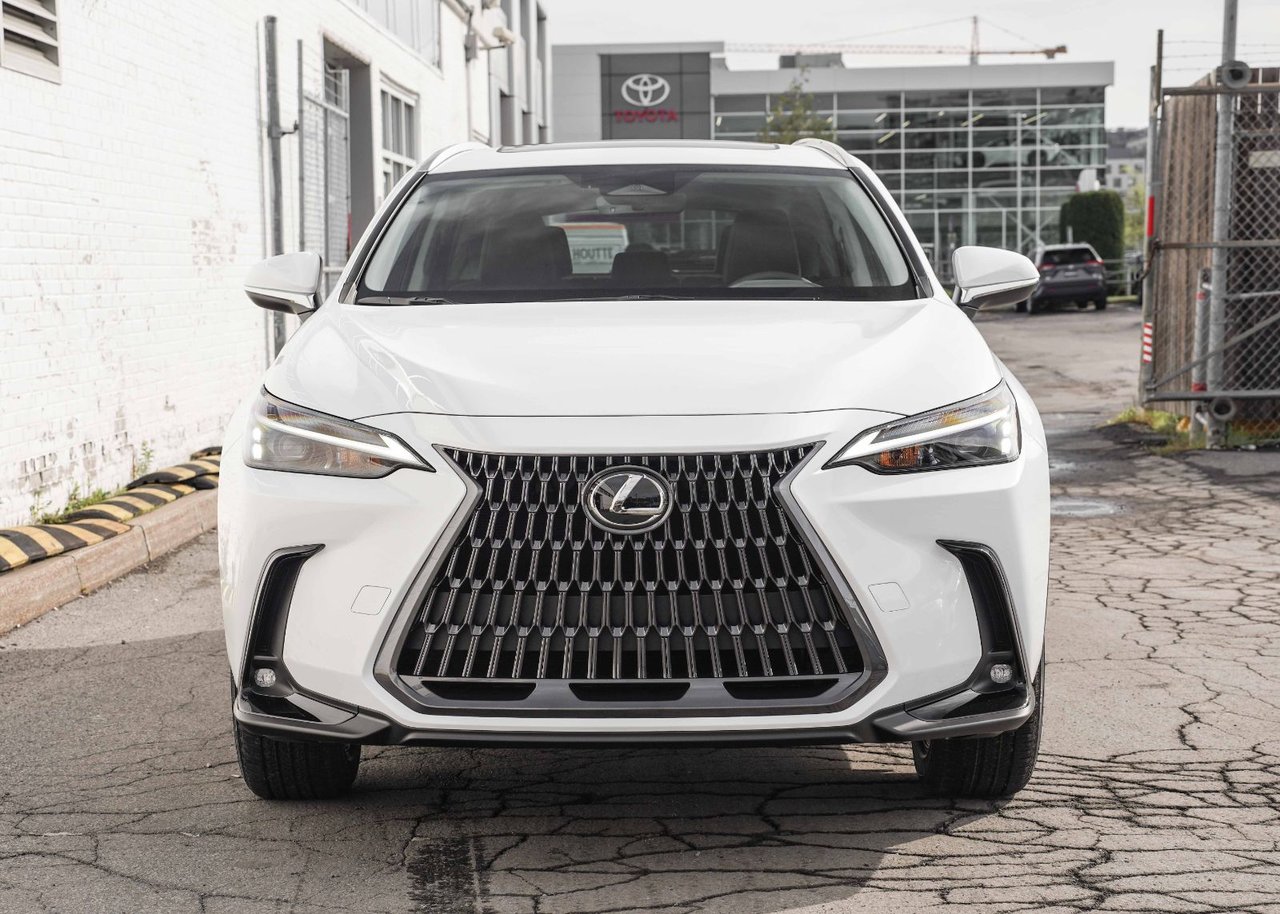 Lexus NX 2026