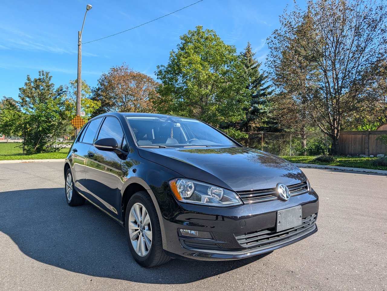 Black 2015 Volkswagen Golf Hatchback  Automatic