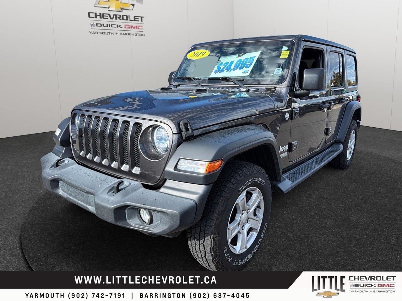 Gray 2019 Jeep Wrangler SUV / Crossover Four-Wheel Drive