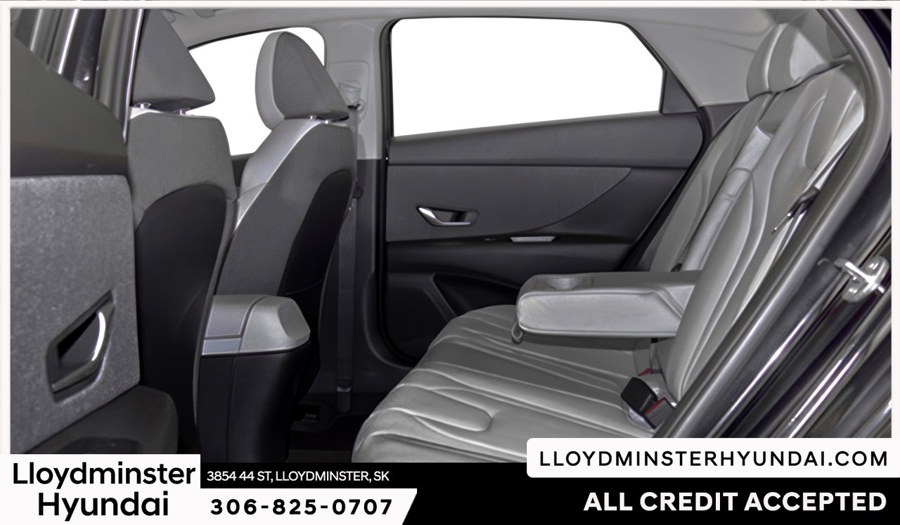 2026 Hyundai Elantra Hybrid Luxury Two-Tone Interior-3